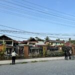 Tingkatkan Kenyamanan Layanan, Kasubag Umum dan Keuangan MS Lhokseumawe Pimpin Gotong Royong Lintas Lini