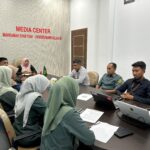 Mahkamah Syar’iyah Lhokseumawe Gelar Rapat Monitoring dan Evaluasi Tim IT dan Inovasi Triwulan