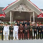 Mahkamah Syar’iyah Lhokseumawe Hadiri Upacara Penurunan Bendera HUT Ke-81 RI di Lapangan Hiraq