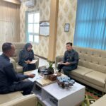 Ketua Mahkamah Syar’iyah Lhokseumawe Pimpin Rapat Pimpinan Bersama Panitera dan Sekretaris