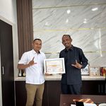 Dukung Kelancaran Sensus Ekonomi 2026, Mahkamah Syar’iyah Lhokseumawe Terima Piagam Penghargaan dari BPS Kota Lhokseumawe