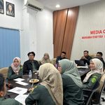 Mahkamah Syar’iyah Lhokseumawe Gelar Rapat Bidang Kepaniteraan dan Sosialisasi E-Keuangan serta E-Register